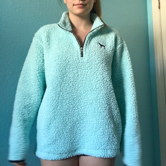 fluffy pullover - Picture 2 of 4